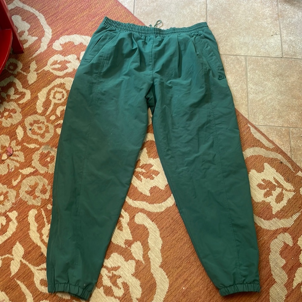 Green nike sweatpants size large